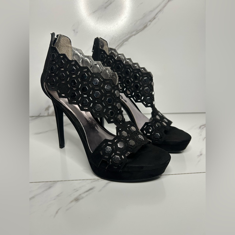Carlos by Carlos Santana Black Cutout Heels Size 7.5